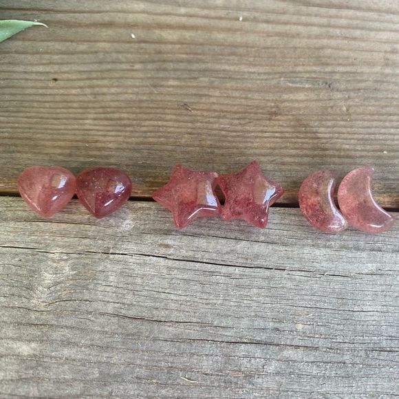 STRAWBERRY Quartz Stud Earrings - Picture 1 of 2